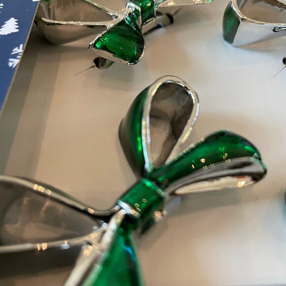 Green Bow Christmas Napkin Rings Set of 4 Silver Holiday Glam Cherish the Season - Picture 8 of 14